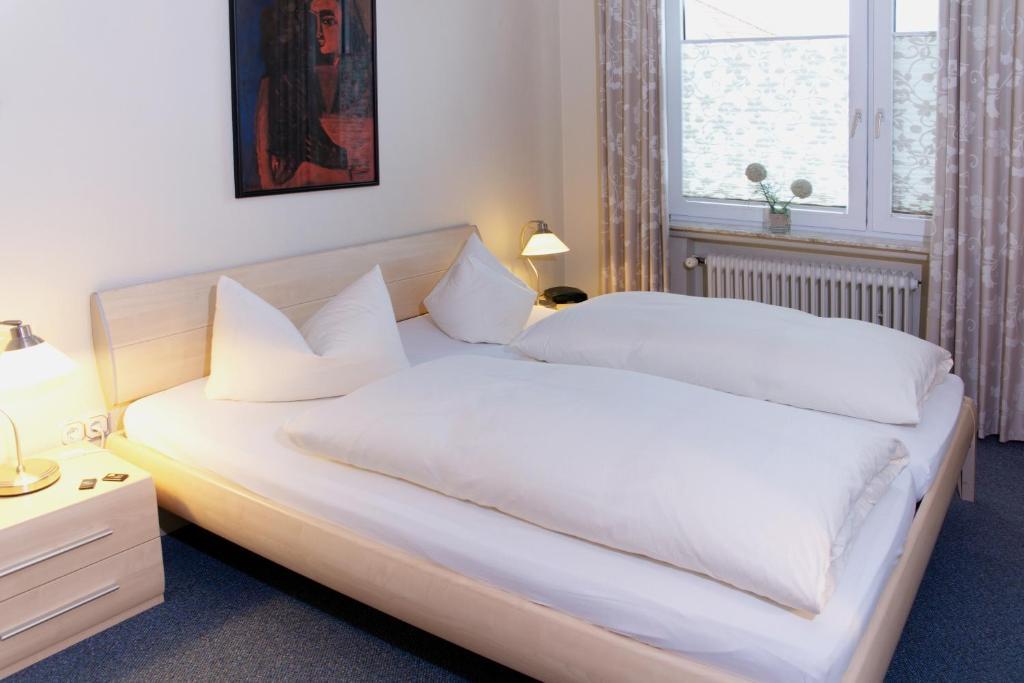 Hotel Ostfriesland garni Norden Rum bild